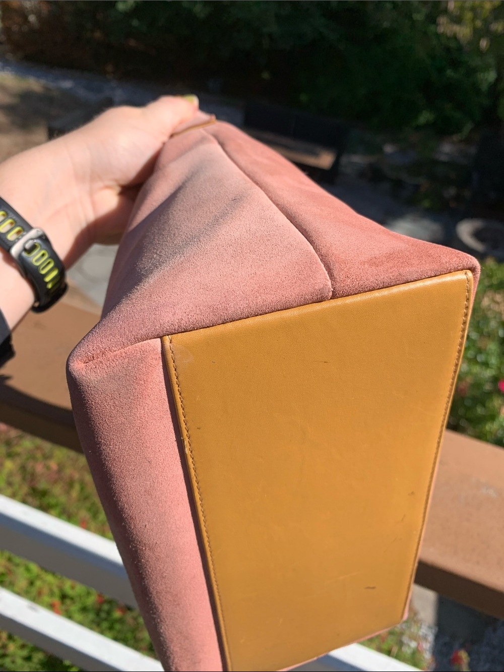 Gucci Suede Hobo Shoulder Bag in Dusty Pink - Picture 10 of 10